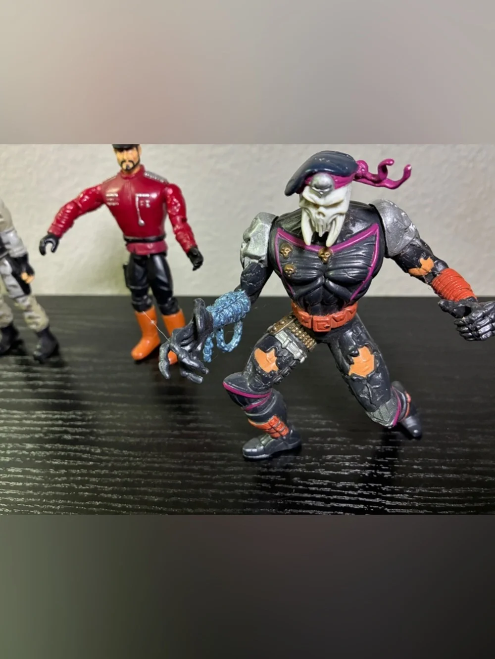 Hasbro Extreme GI Joe Action Figure Lot With 2 Extremes Blitz And Savage Vintage